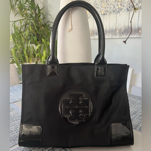 Tory Burch Handbags - FIRM PRICE Tory Burch small black tote in great condition